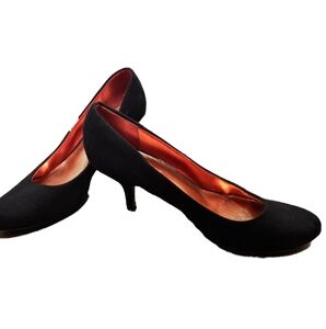 Fabulaire Size 10 Black Heels